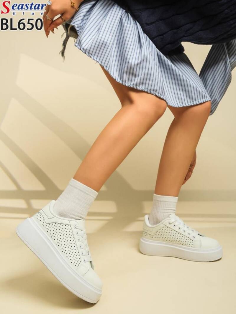 Buty sportowe damskie Roz 36-41/ 12 par